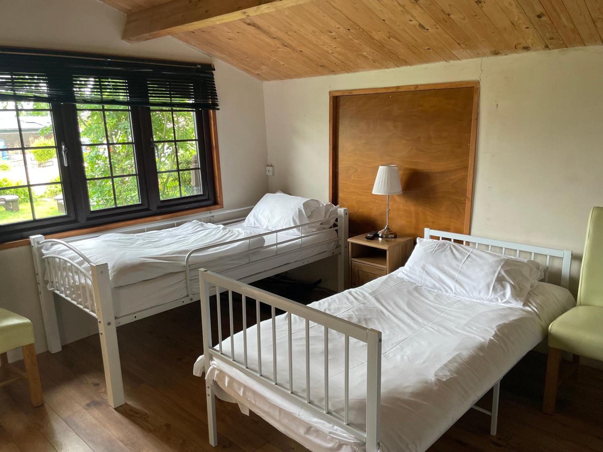 Bridge Farm Guesthouse Rooms Dundry Exterior foto
